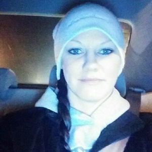 Meet your Posher, Felicia